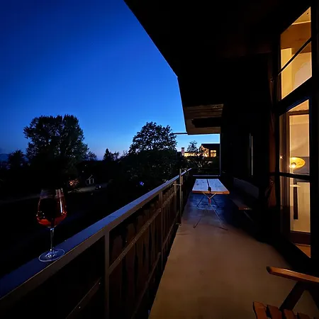 Apartman Seeblick, Ruhe, Licht & Design Im Oberstueberl Mit Alpenpanorama Seeon-Seebruck