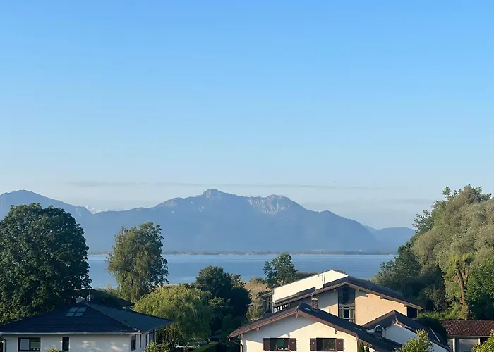 Designer-oberstueberl Mit Seeblick Auf Den Chiemsee & Alpenpanorama アパート